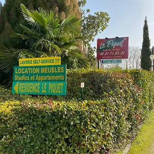  Hébergement de vacances Le Piquet Résidence-pavillon